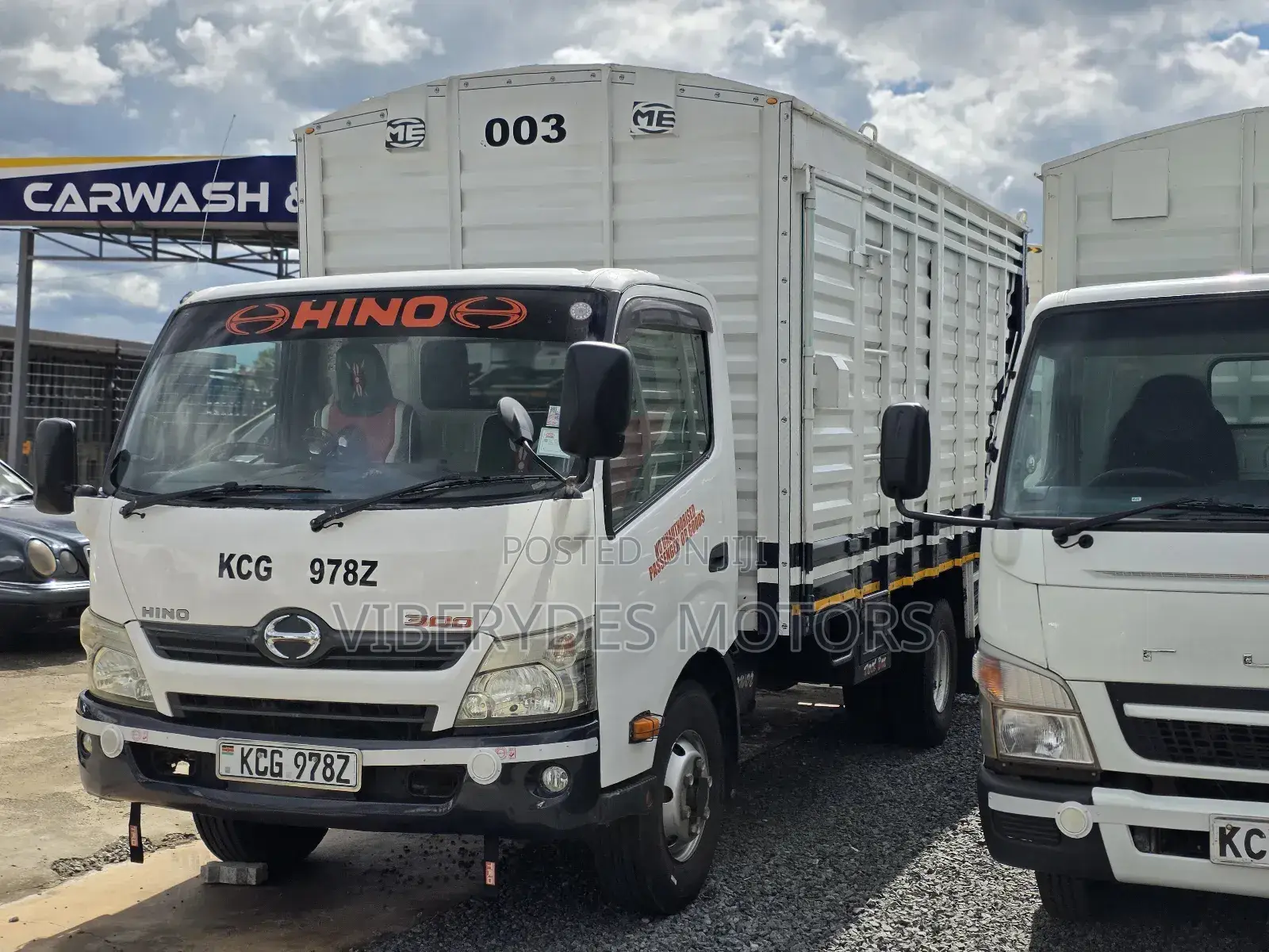 Hino Truck