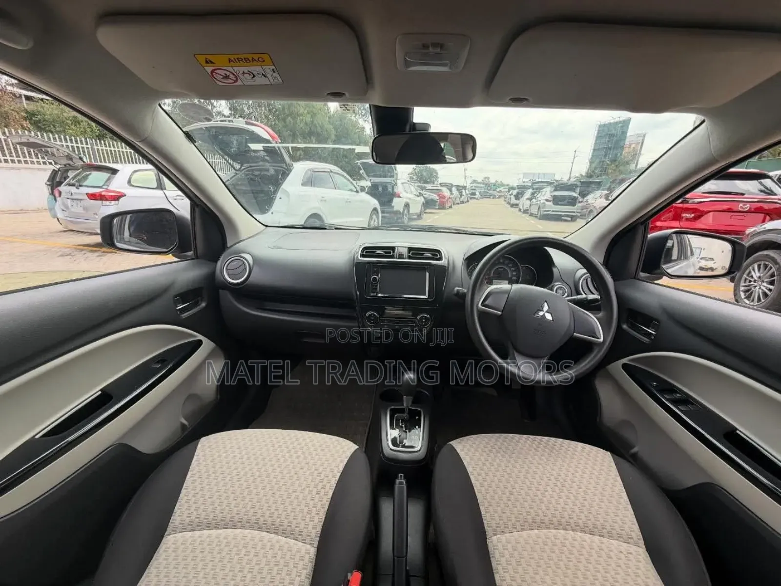 Mitsubishi Mirage ES 2017 Silver