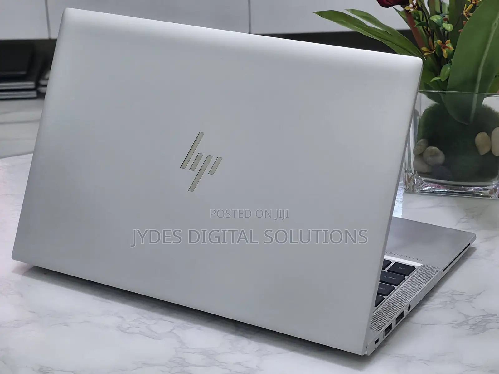 Laptop HP EliteBook 830 G8 16GB Intel Core i7 SSD 512GB
