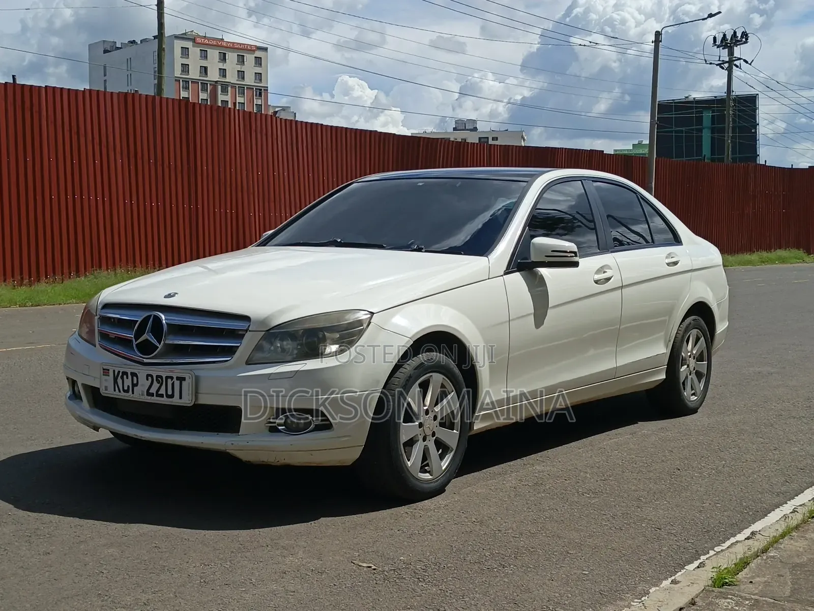Mercedes-Benz C200 2011 White