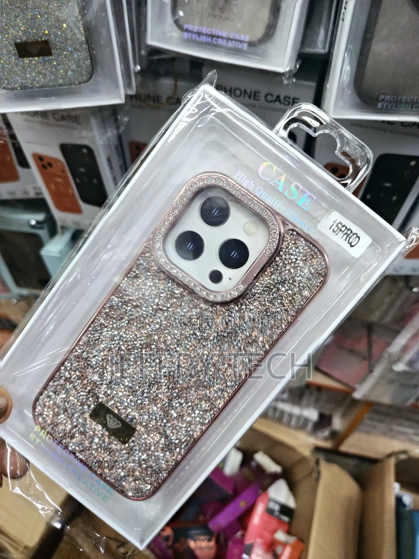 Strass Luxury Rhinestone Rhinestone Bling Glitter iPhone 15 Pro Case