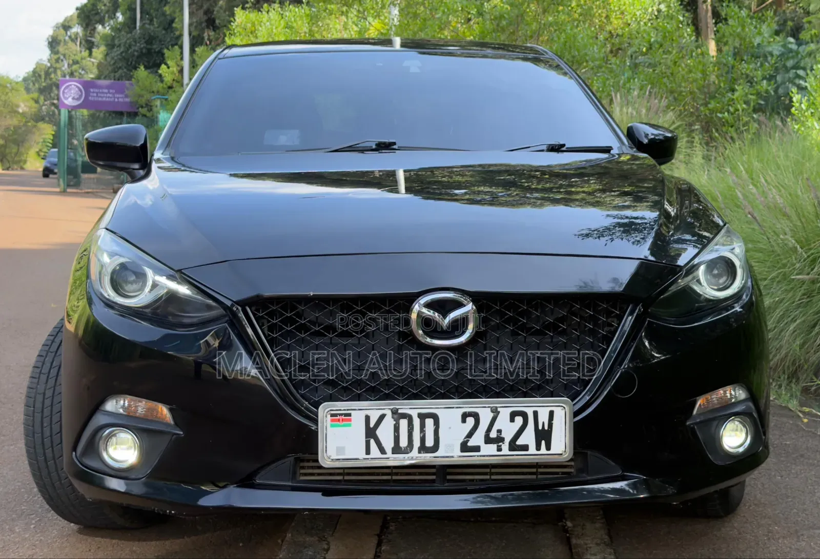 Mazda Axela SV Premium 2014 Black
