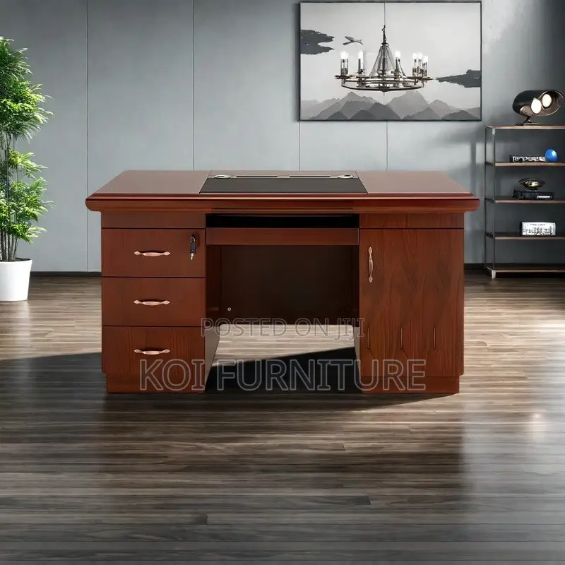 Office Desk : 1.2 Meters Executive Office Table