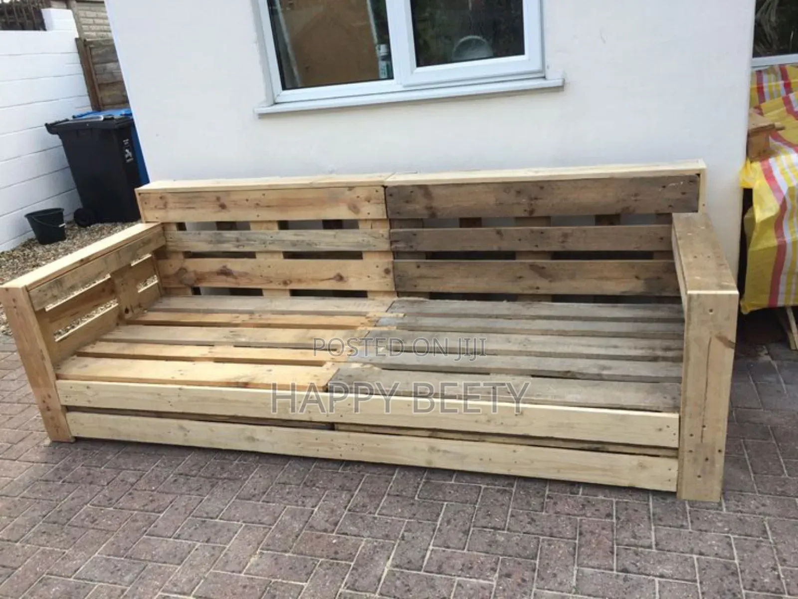 Customized Pallet Seat Available