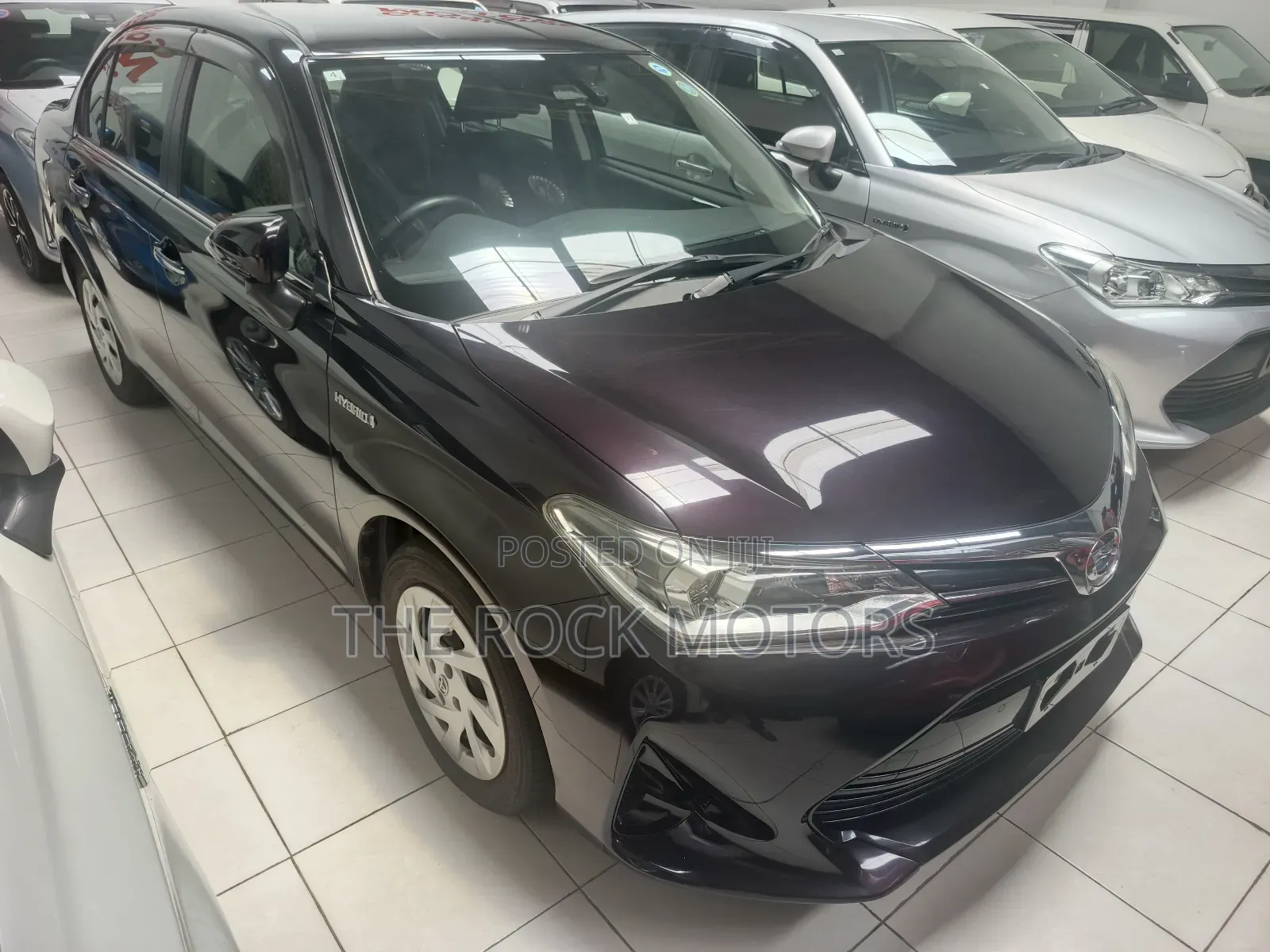 Toyota Axio 2018 Maroon