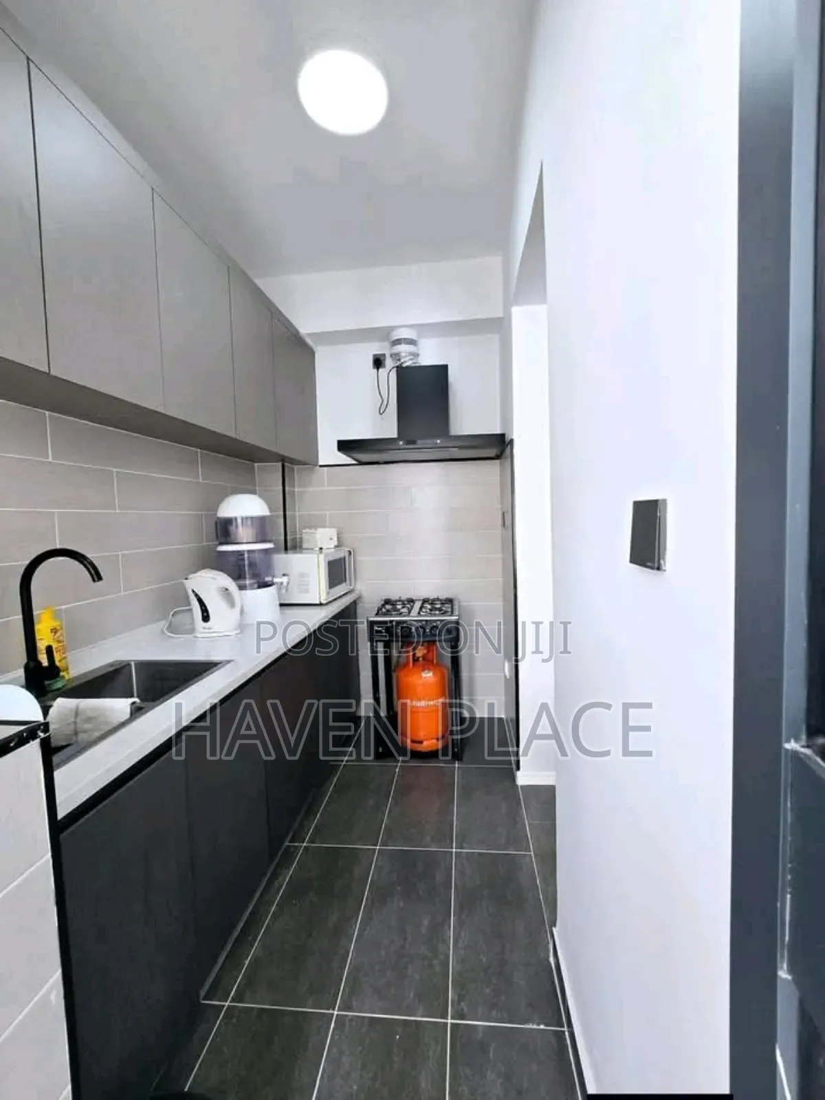 1-Bed Gem* Behind Greenspot Gardens, Eastern Bypass