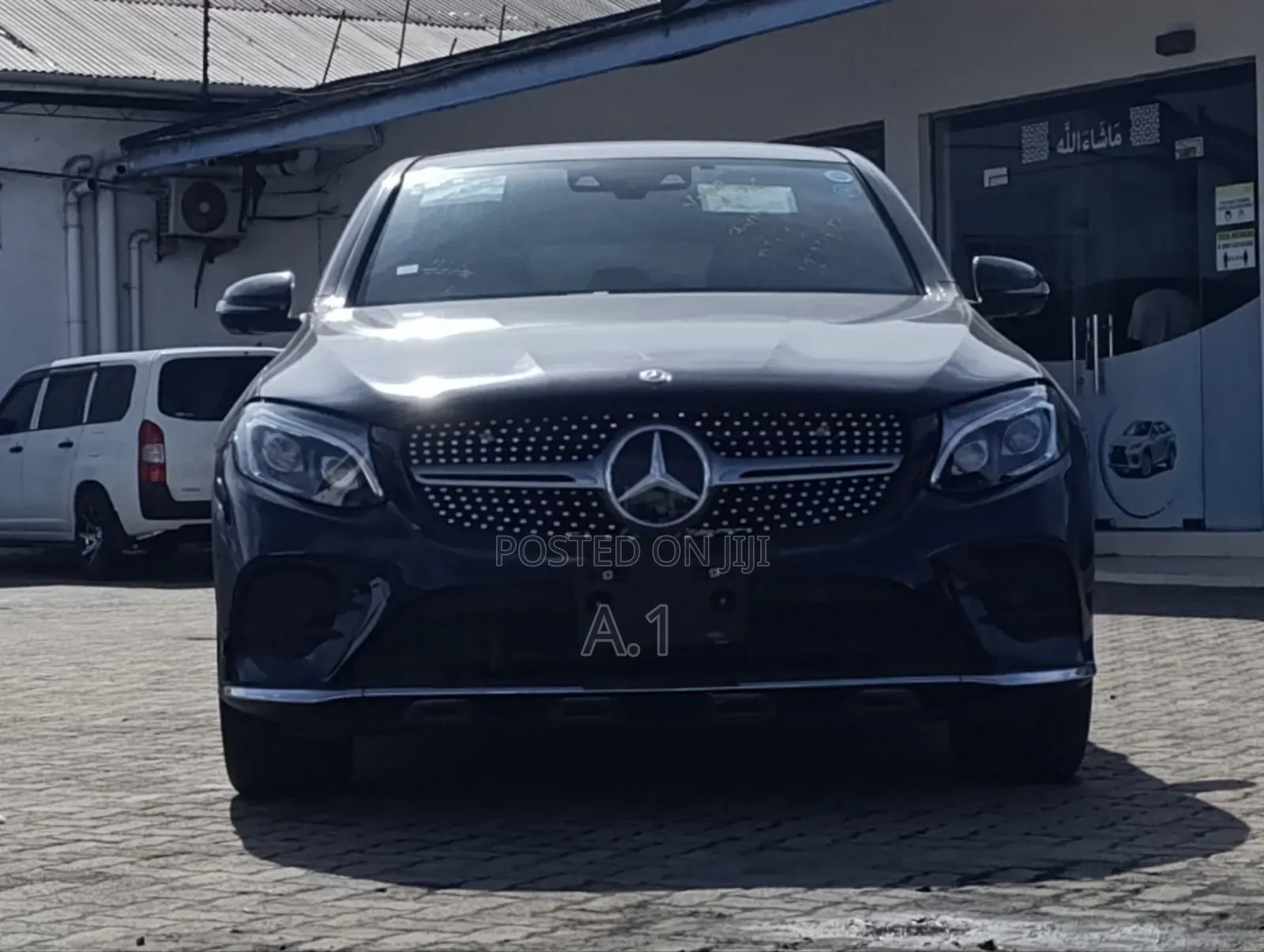 Mercedes-Benz GLC-Class 2019 Blue