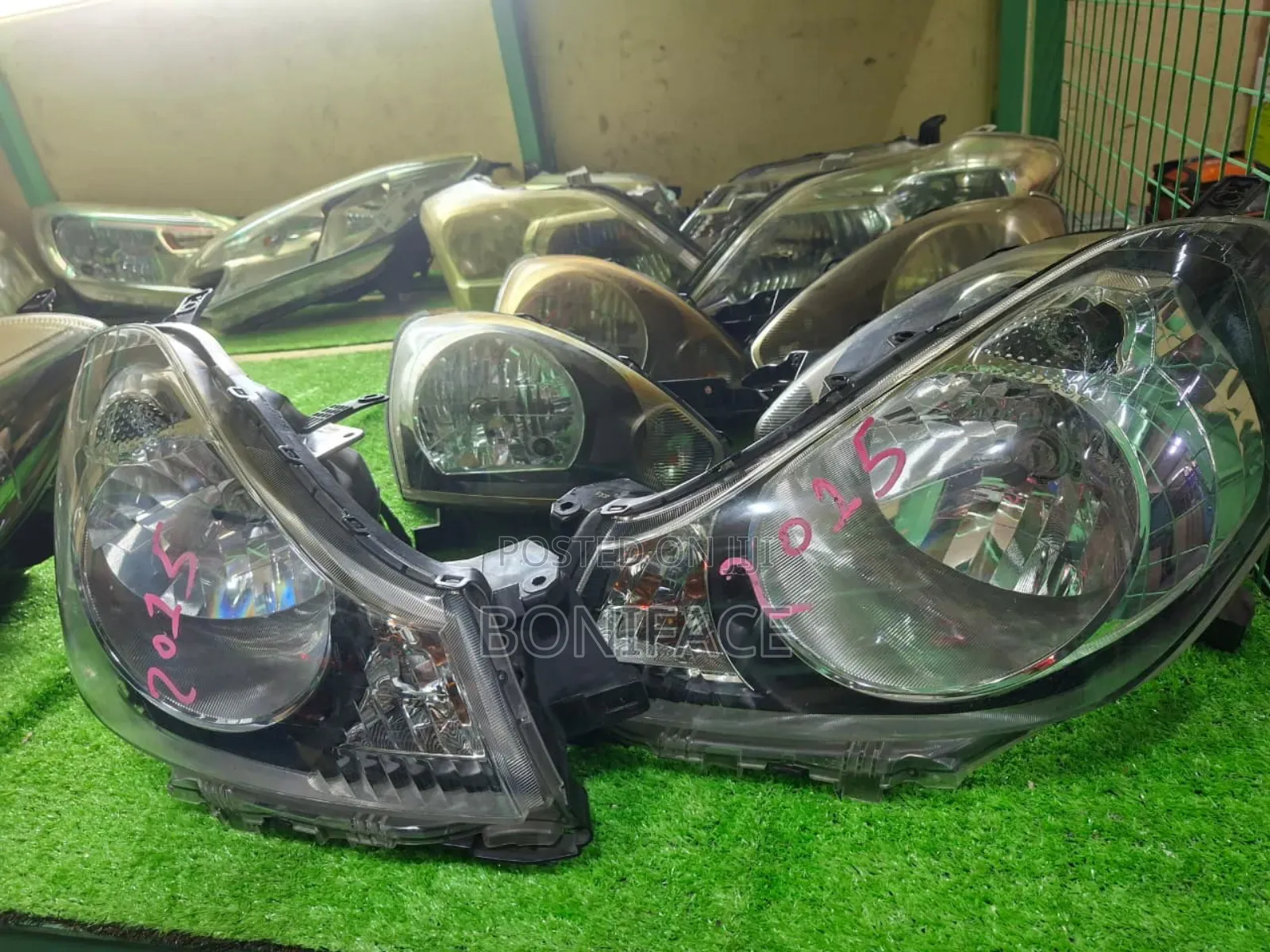 Nissan Wingroad Front Headlights on Sale