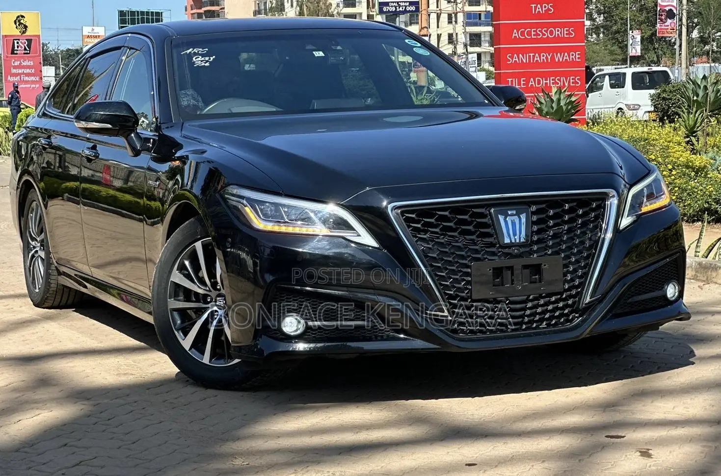 Toyota Crown 2018 Black