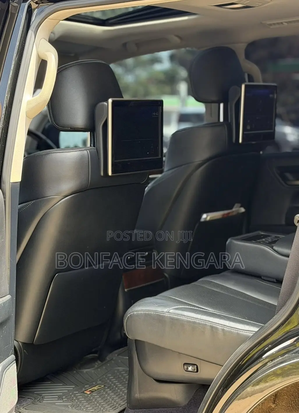 Lexus LX 570 AWD 2016 Black