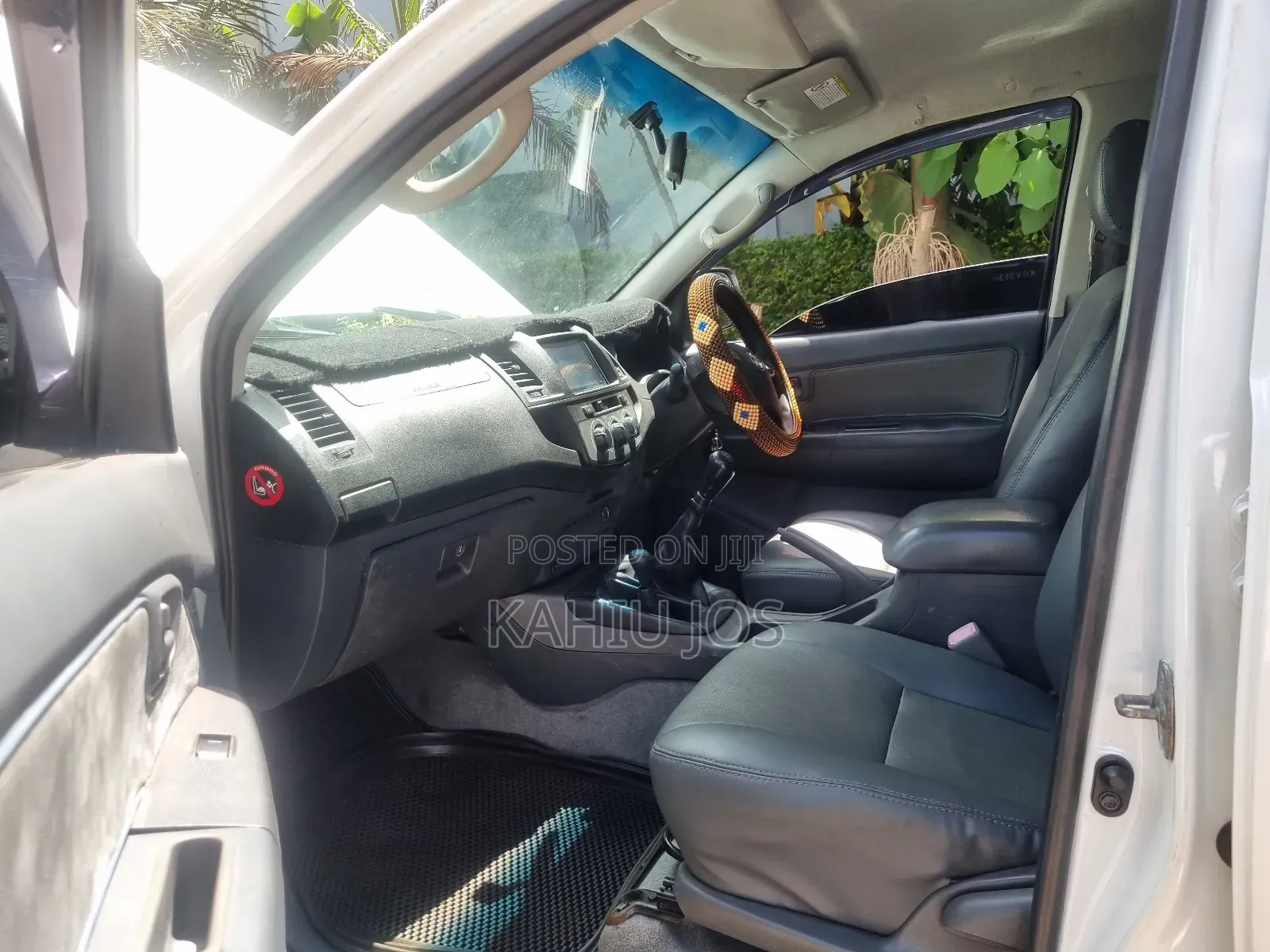 Toyota Hilux 2013 Off white