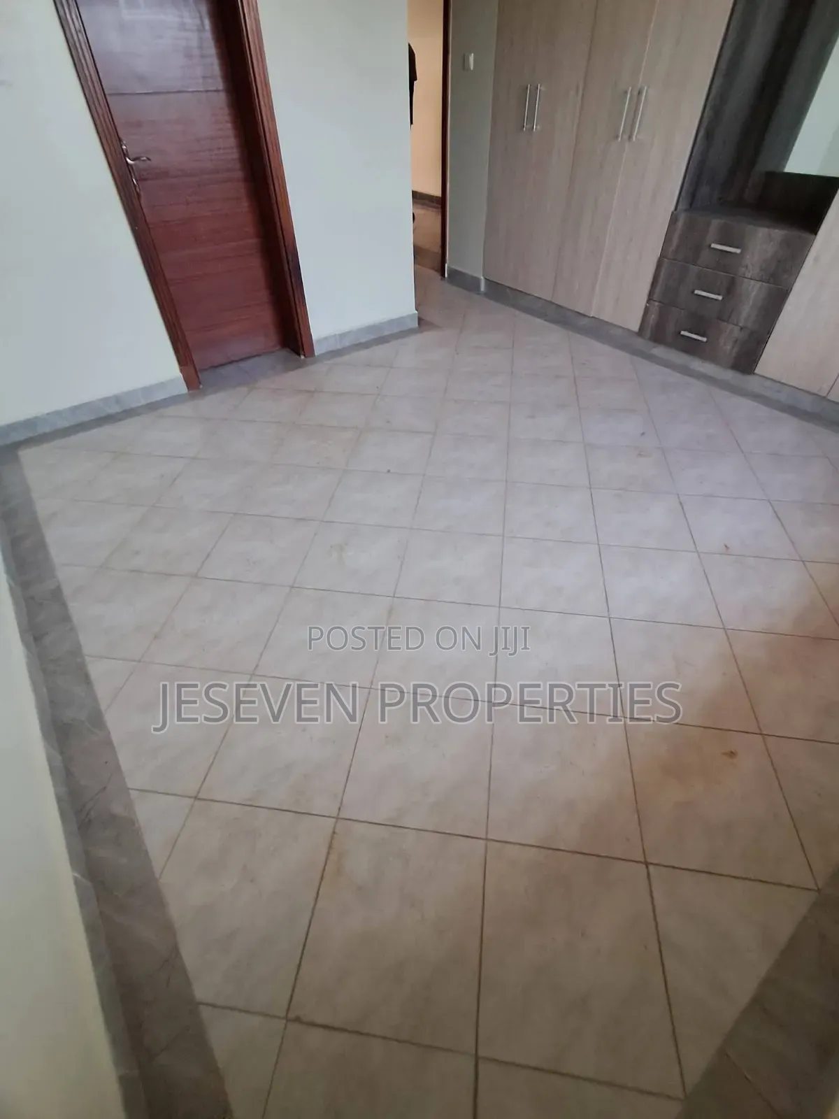 5bdrm Townhouse / Terrace in Syokimau Mombasa, Gateway Mall Area