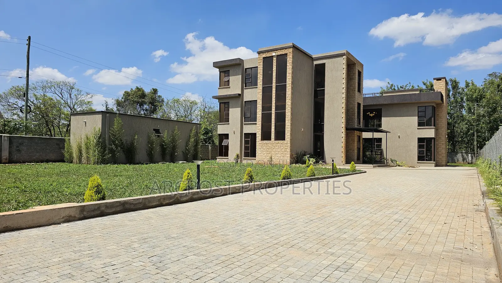 6bdrm Villa in Karen for sale