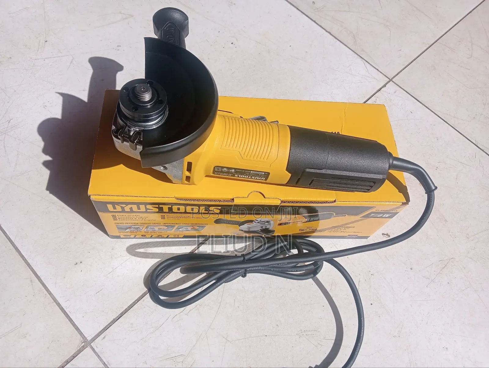 Efficient Cutting Machine/Angle Grinder