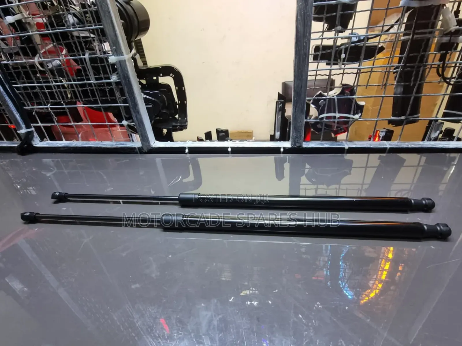 Nissan Xtrail T31 Boot Shocks