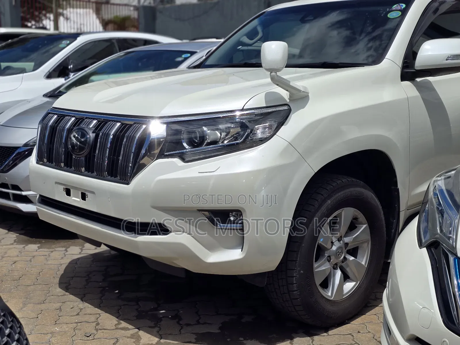 Toyota Land Cruiser Prado 2.7 2019 Pearl