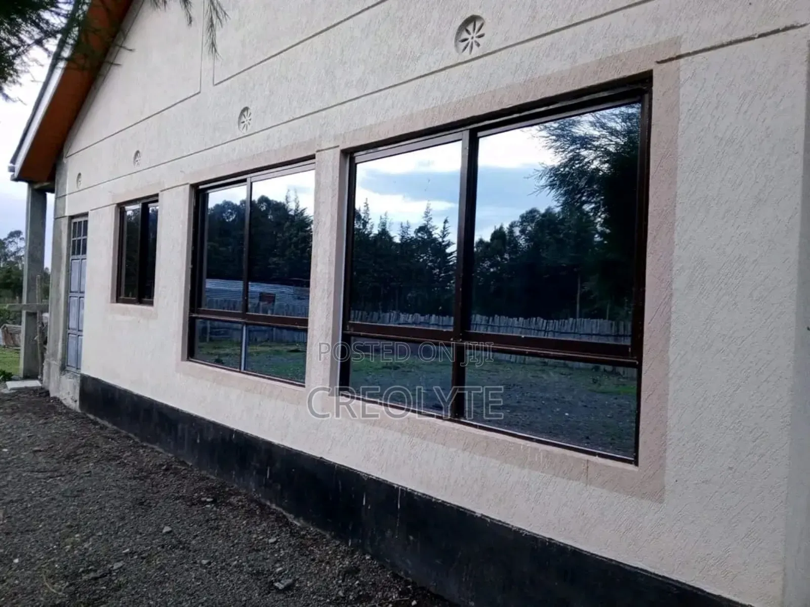 Aluminium Sliding Windows (Brown
