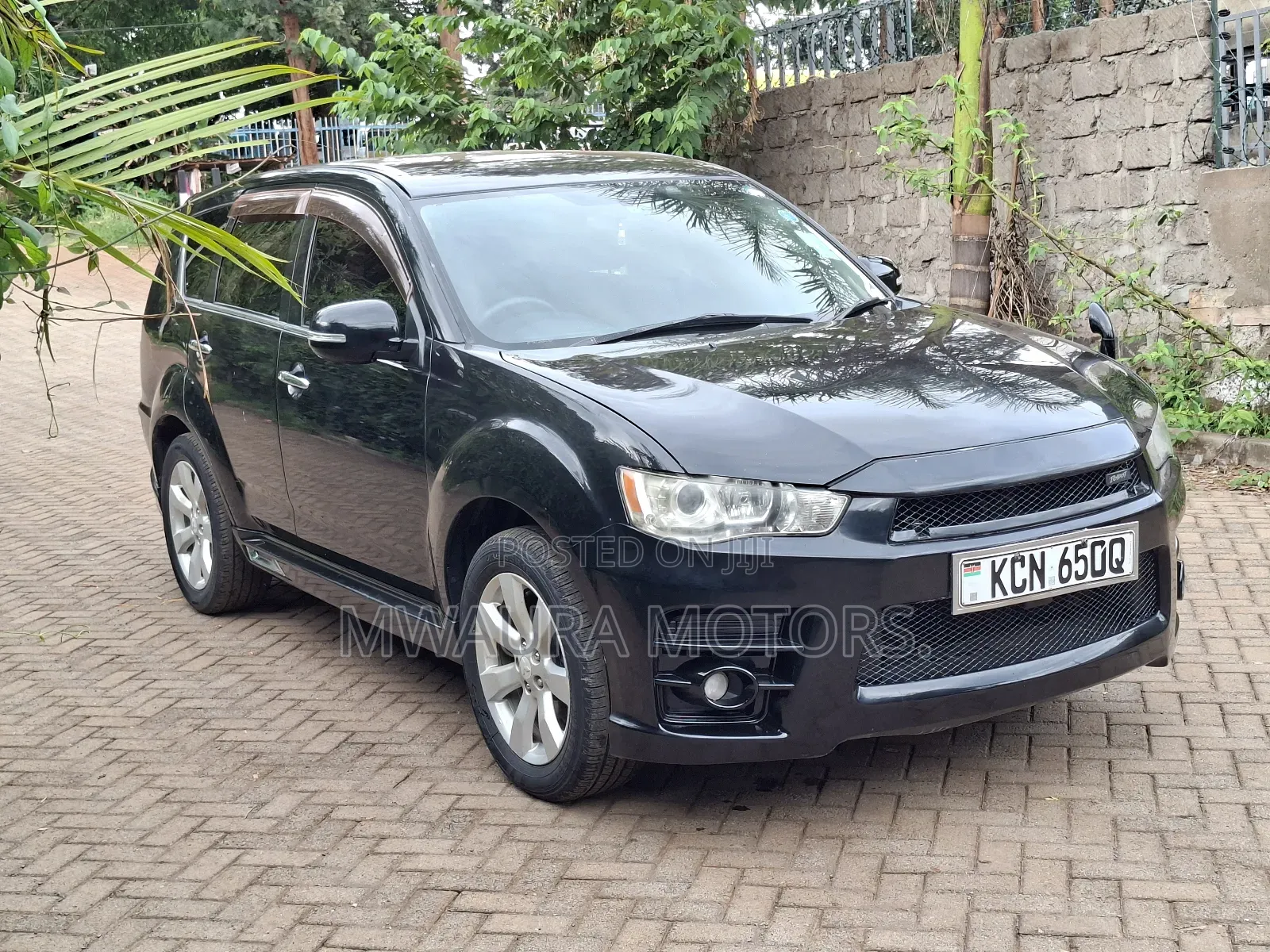 Mitsubishi Outlander 2010 Black