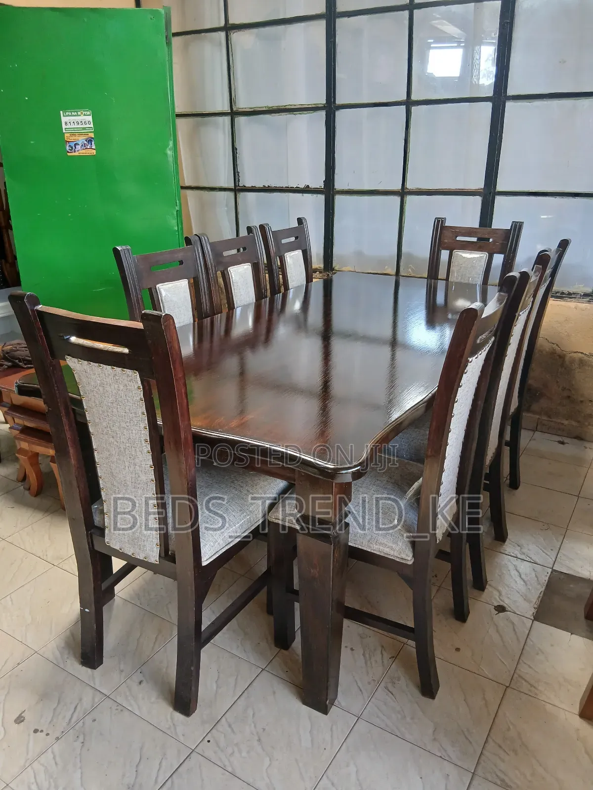 Modern Natural 9 Seater Dinning Set