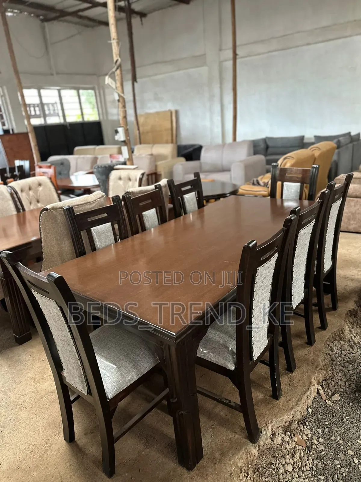 Modern Natural 9 Seater Dinning Set