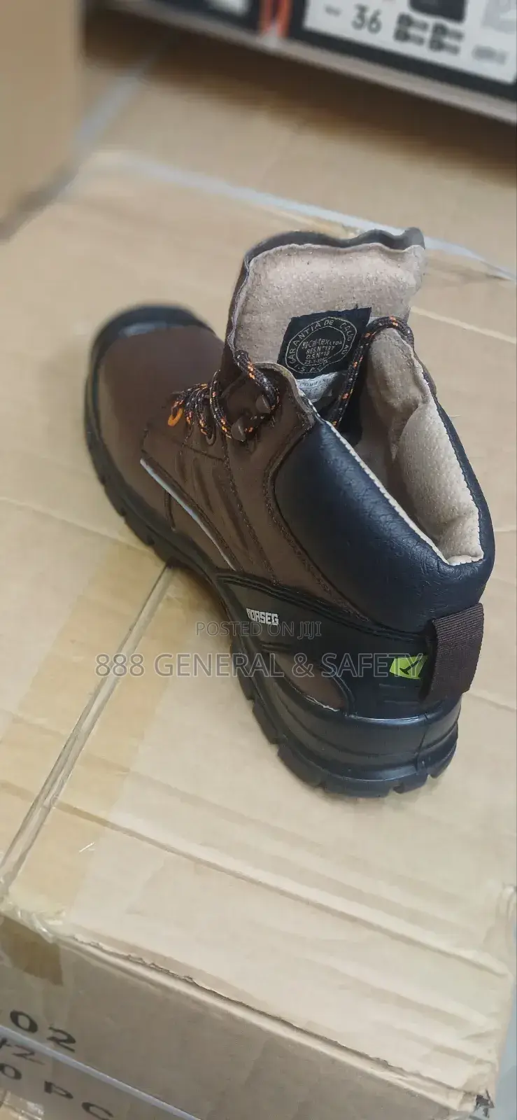 Safety Boots Size 43 - High Quality