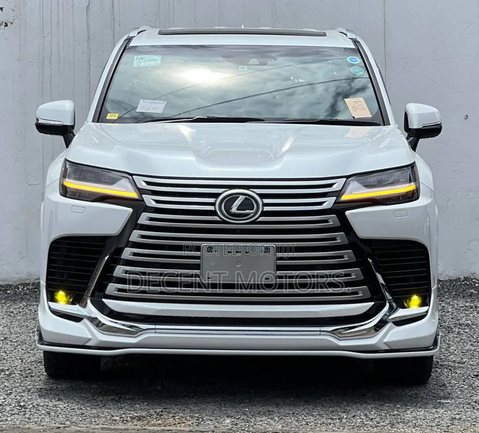 Lexus LX 600 2023 White