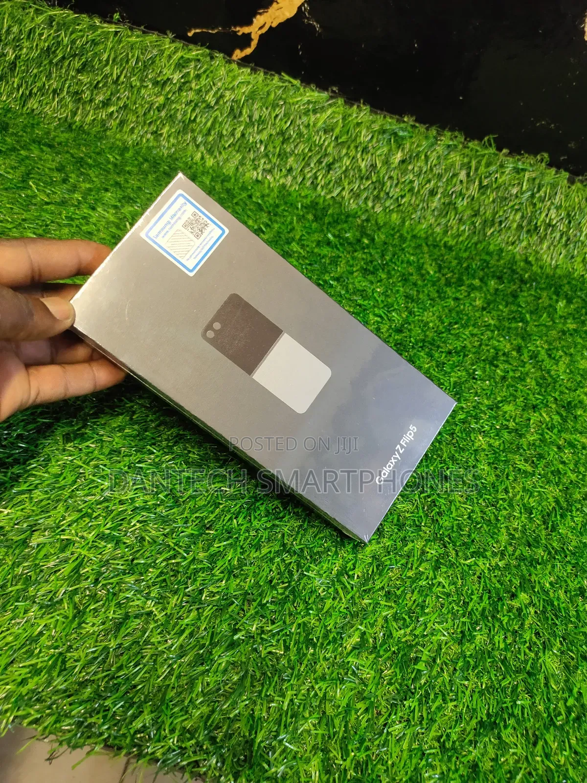 New Samsung Galaxy Z Flip 5 256 GB Gray