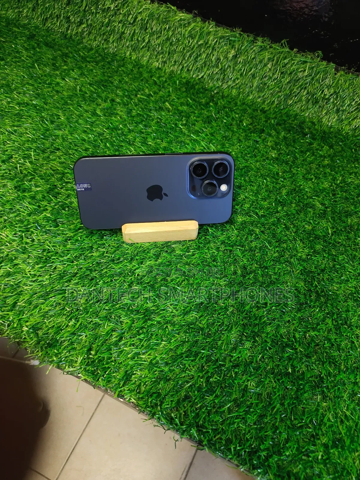New Apple iPhone 15 Pro 256 GB Bronze