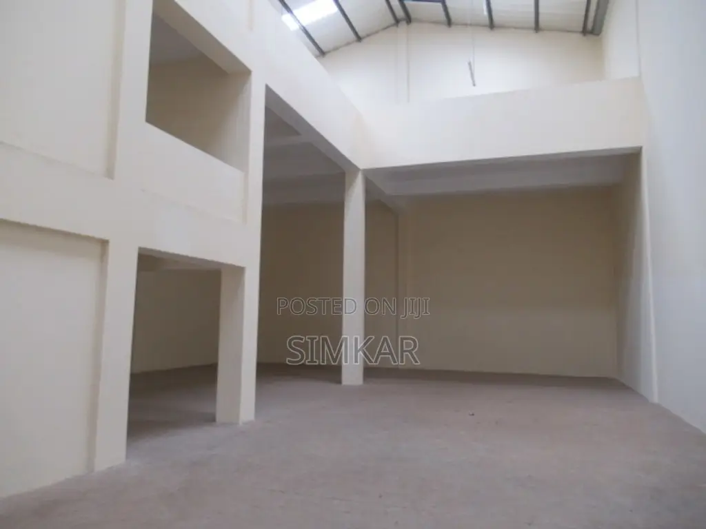 6,500 Sq Ft Warehouses to Let in Baba Dogo
