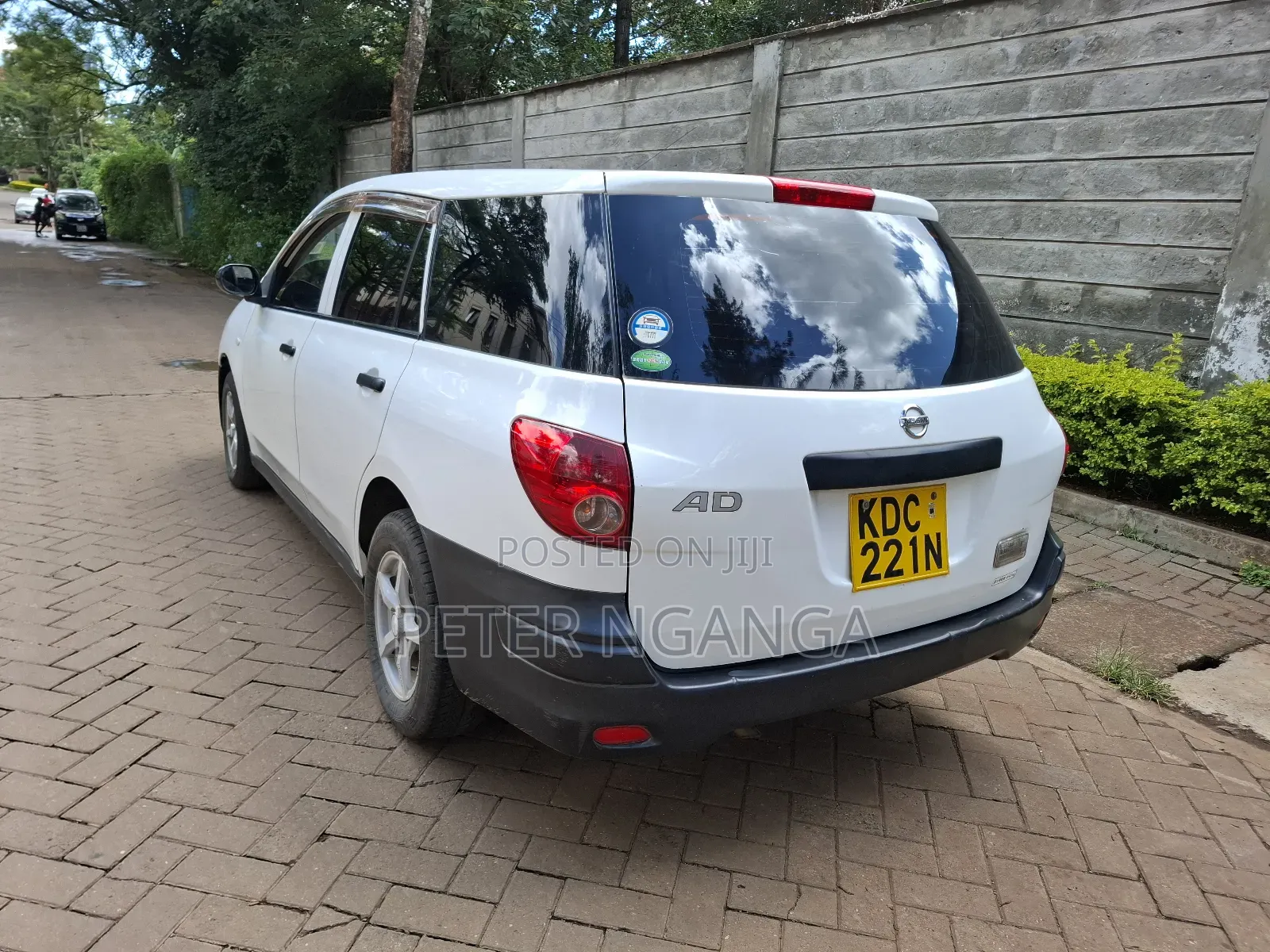 Nissan Advan 2013 White