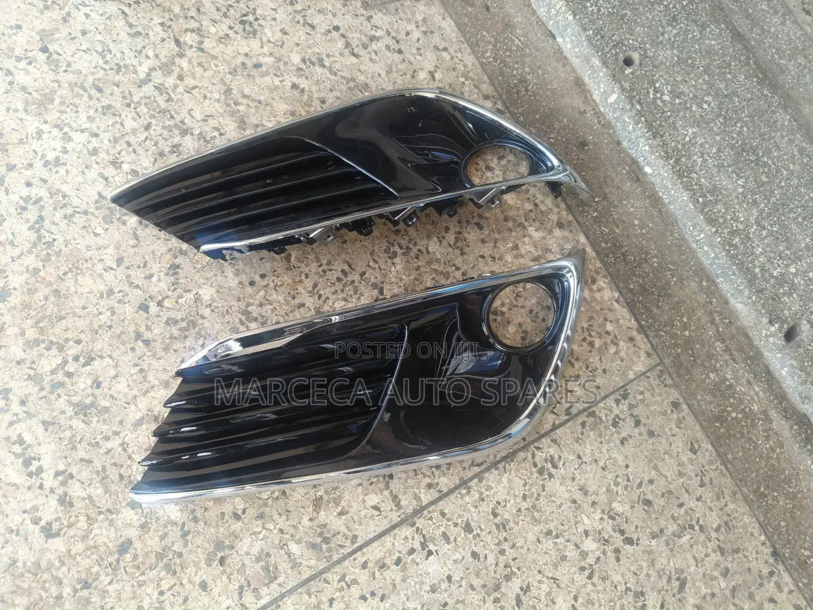 Cover Front Bumper Auris 2015 Set