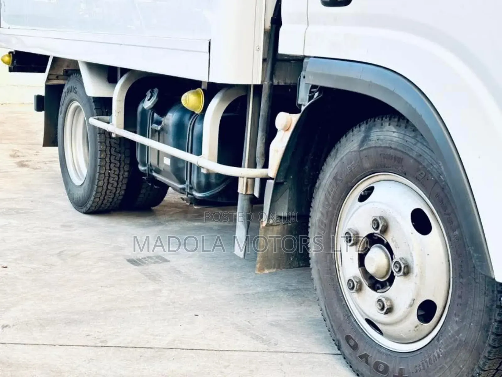 Isuzu Elf Truck