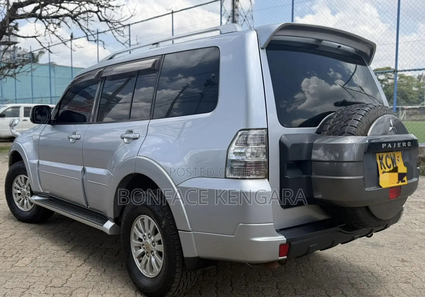 Mitsubishi Pajero 3.0 2012 Silver