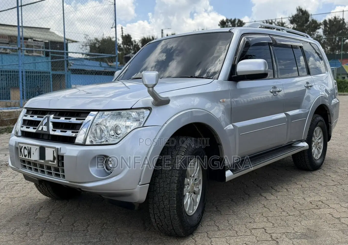 Mitsubishi Pajero 3.0 2012 Silver
