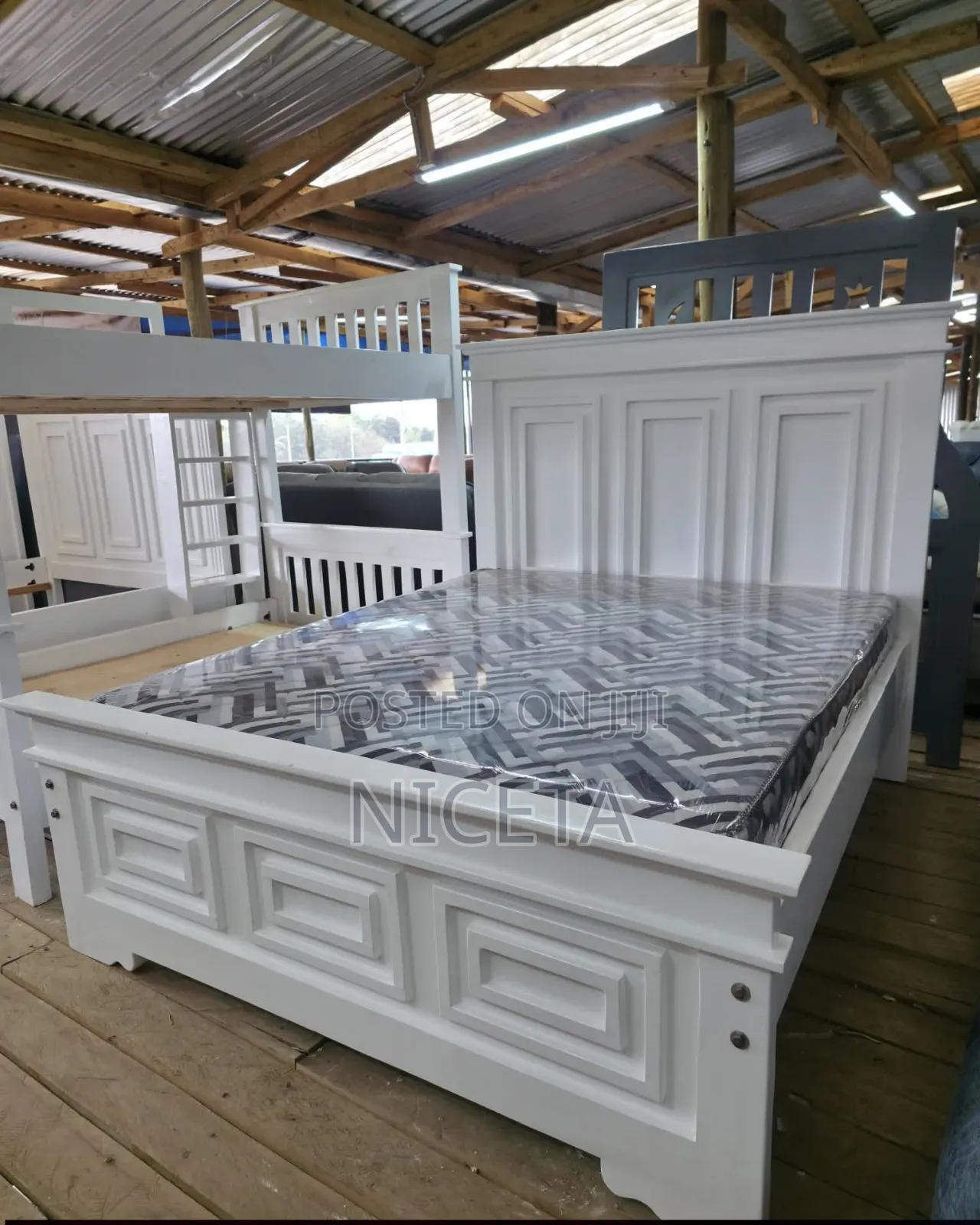 Hardwood Bed 5by6 Heavy Bed Bed *()