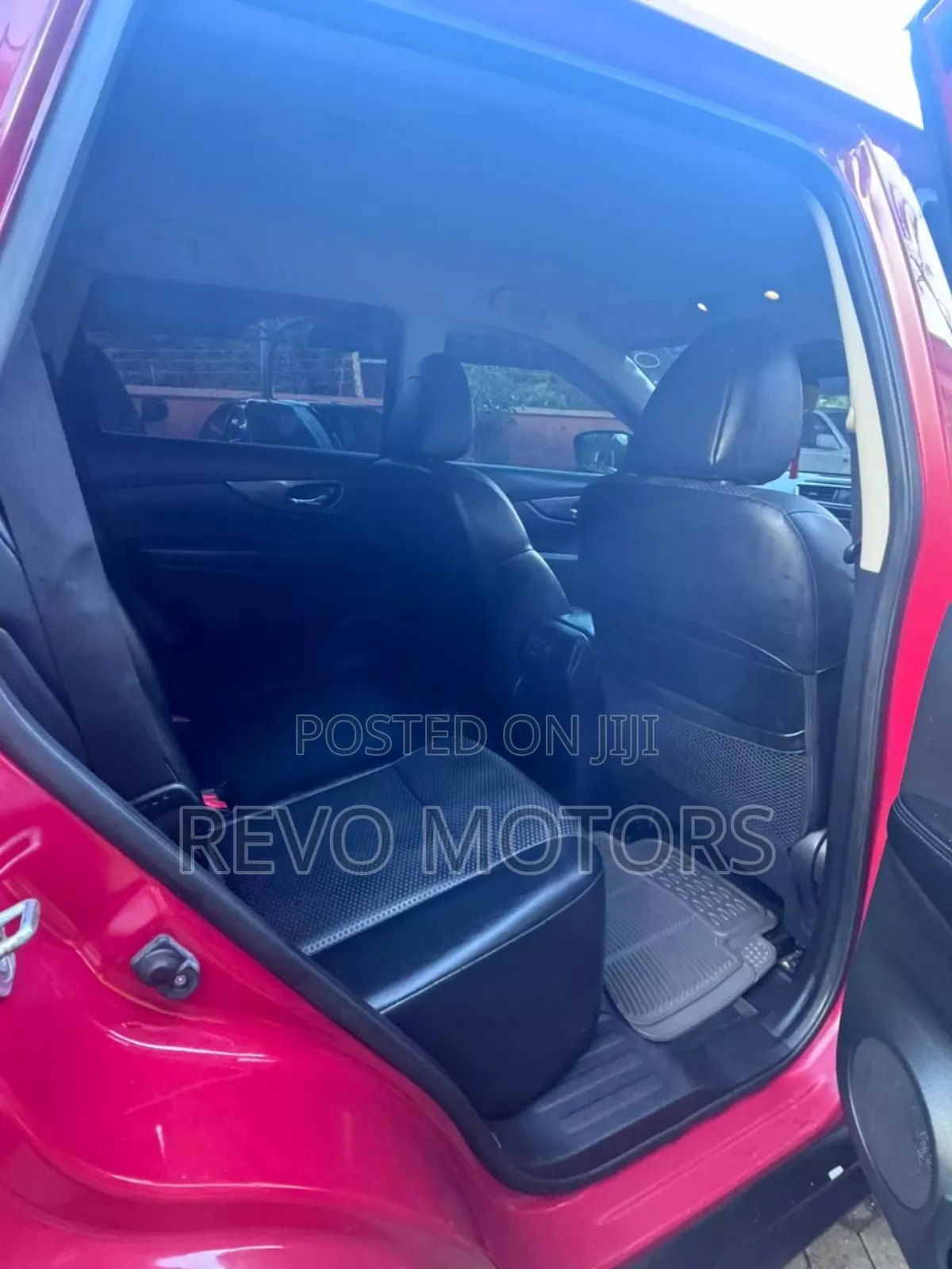 Nissan X-Trail 2.0 Petrol AWD 2016 Red