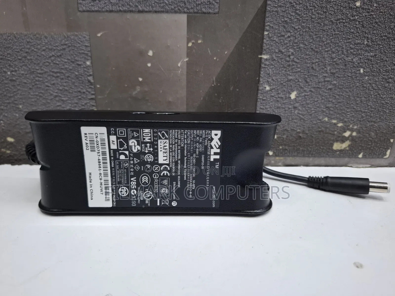 Ex Uk Original Dell Ac Adapter 19.5v, 4.62a, 7.4mm - 5.0mm Big Pin