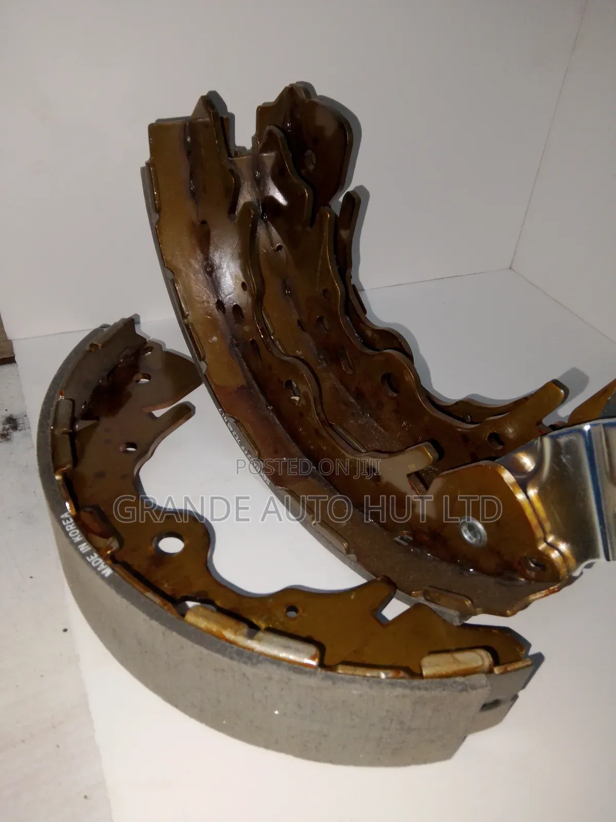 Rear Brake Shoe Linings Hyundai H1 Old Model (Hi-Q Brand)