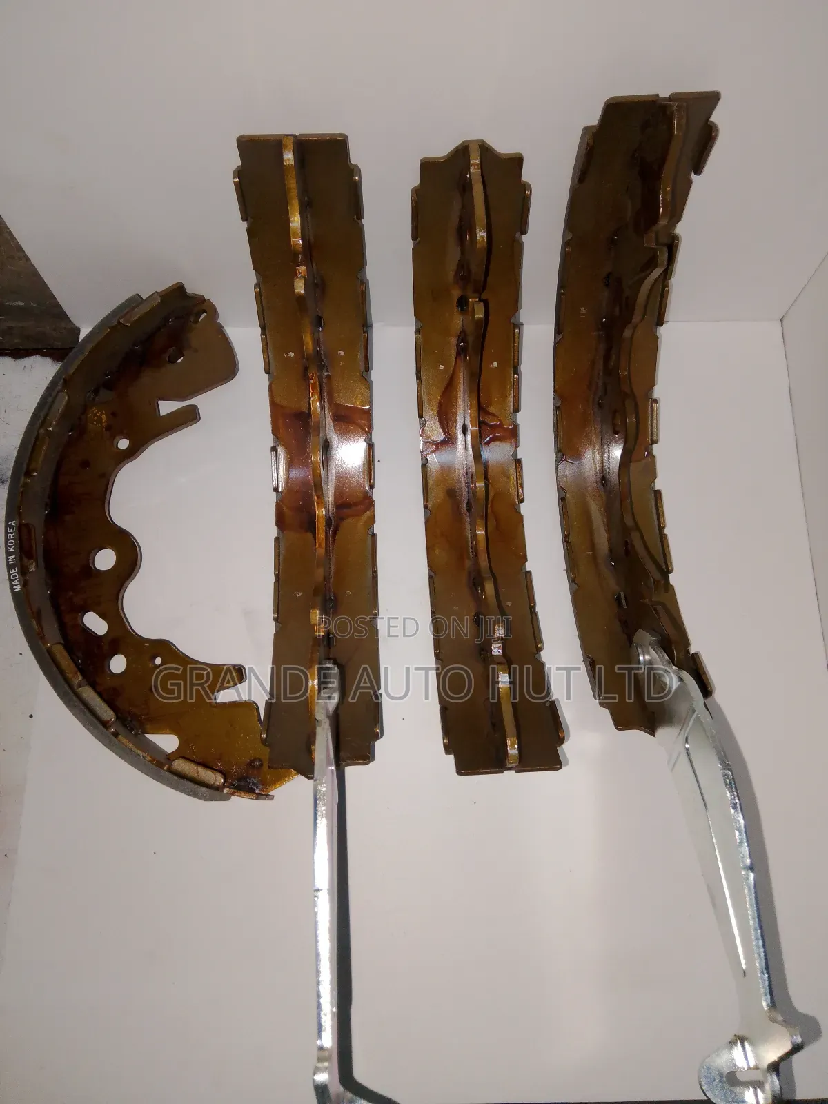 Rear Brake Shoe Linings Hyundai H1 Old Model (Hi-Q Brand)