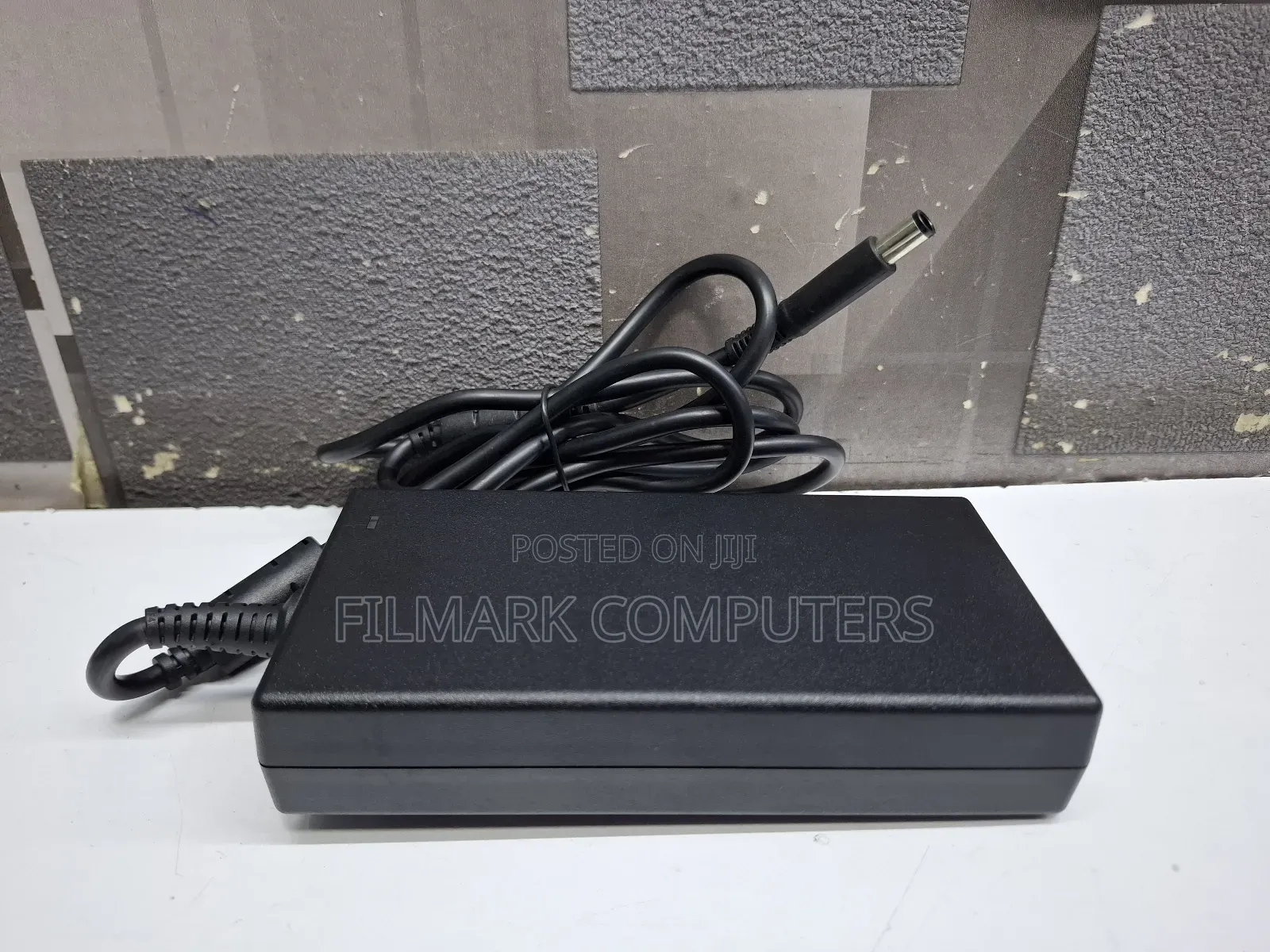 Ex Uk Original Dell 180w 19.5v 9.23a 7.4 X 5.0 Slim Design Ac Adapter