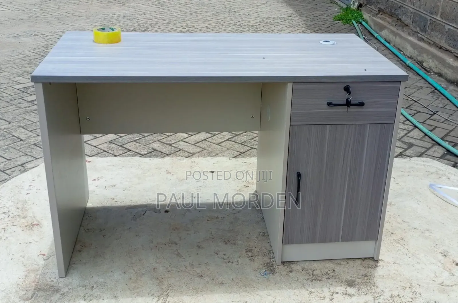 Office Furniture : Durable Office Desk 1.2mtr