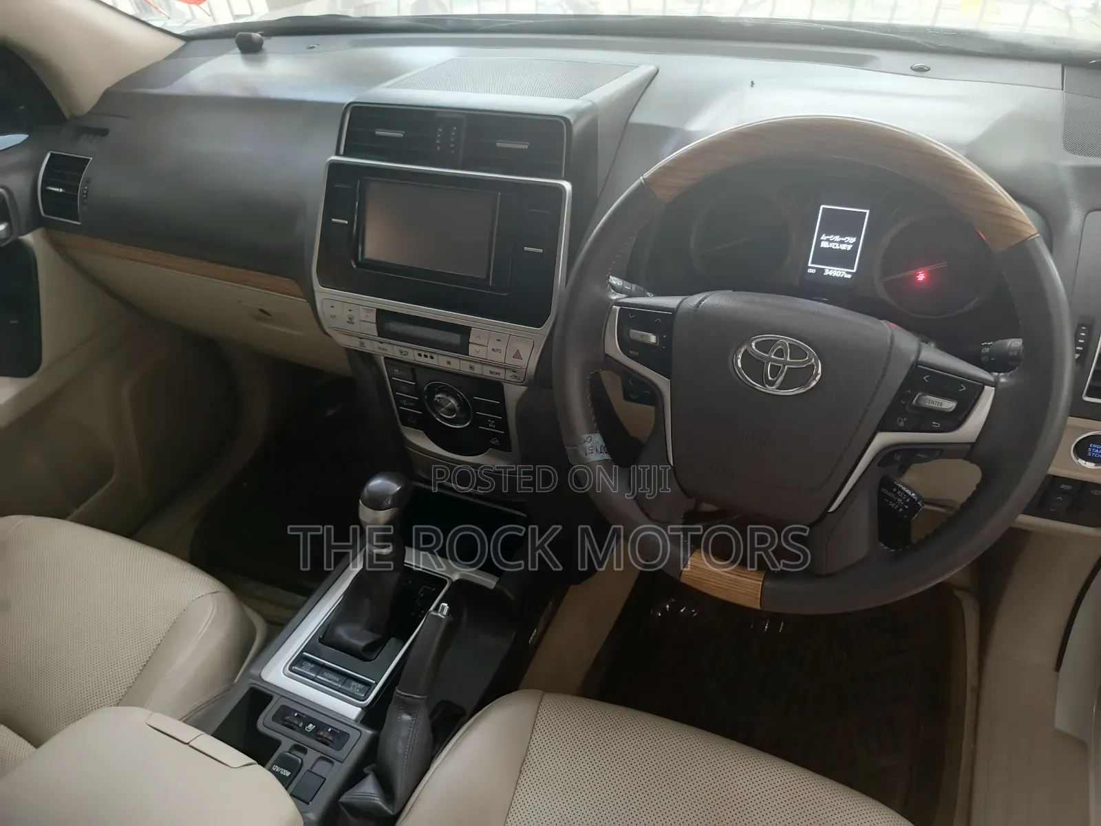 Toyota Land Cruiser Prado 2019 White