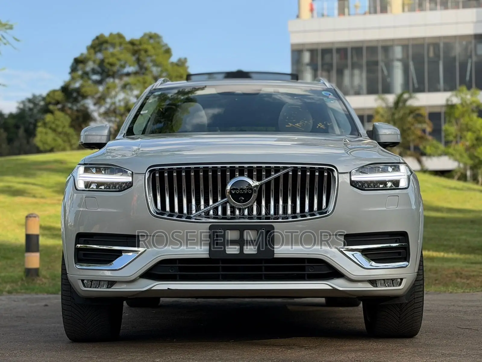 Volvo XC90 T6 Inscription 7 Passenger AWD 2020 White