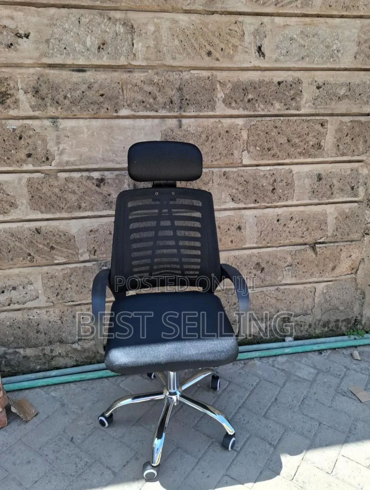 Modern Headrest Chair