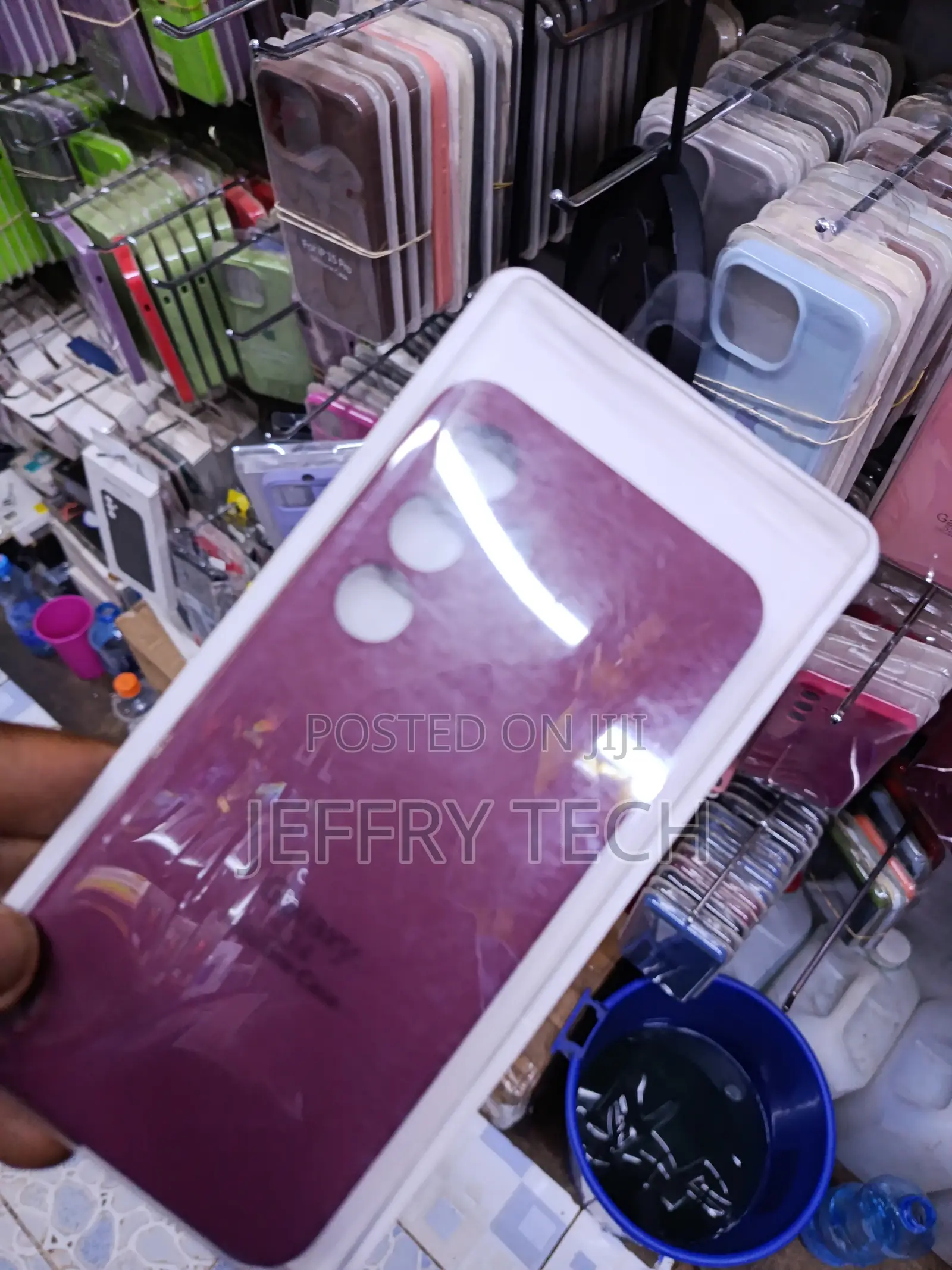 Xibsi Samsung Galaxy S24 Liquid Silicone Case With Cloth Lining