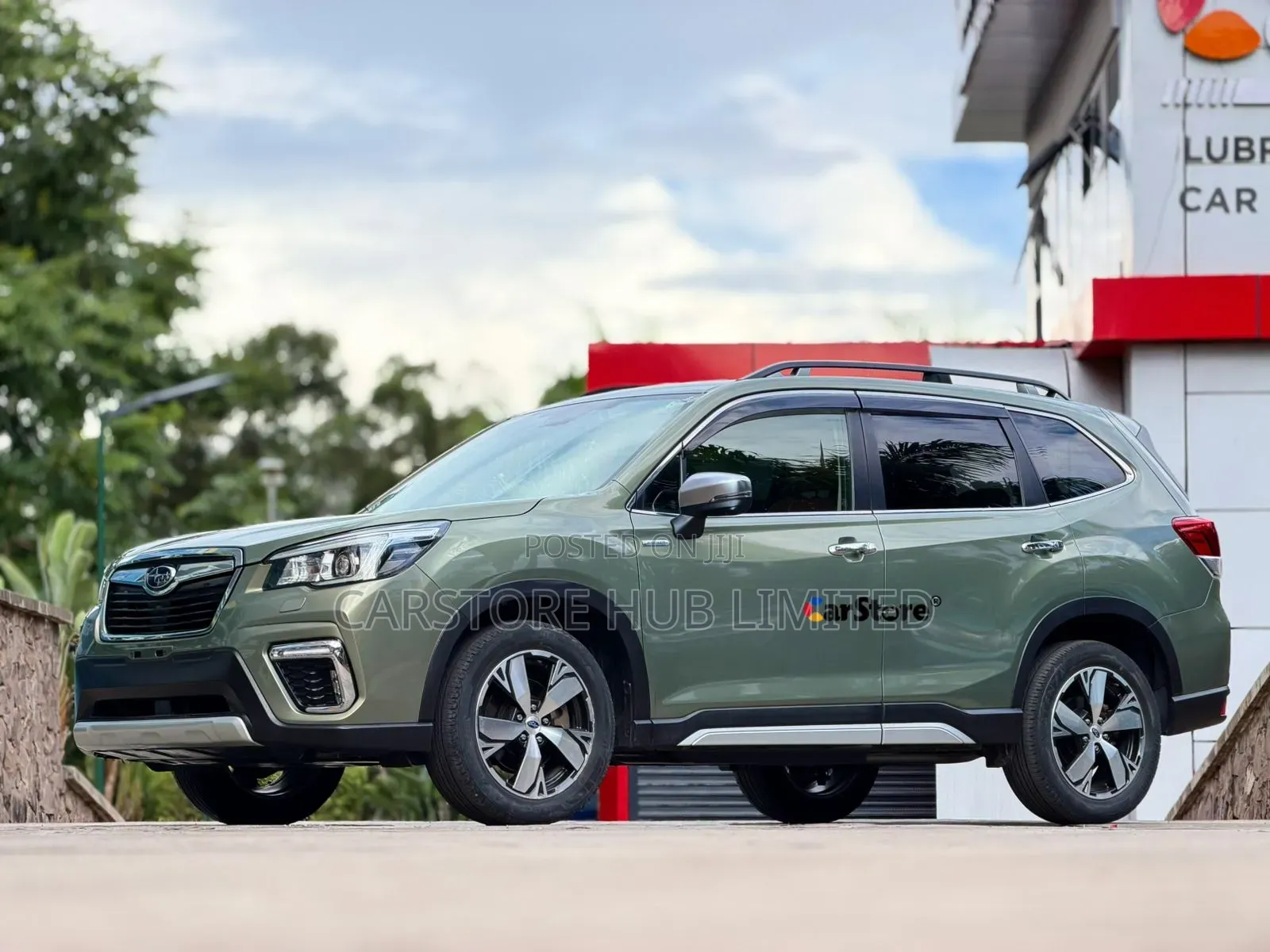 Subaru Forester Premium AWD 2019 Green