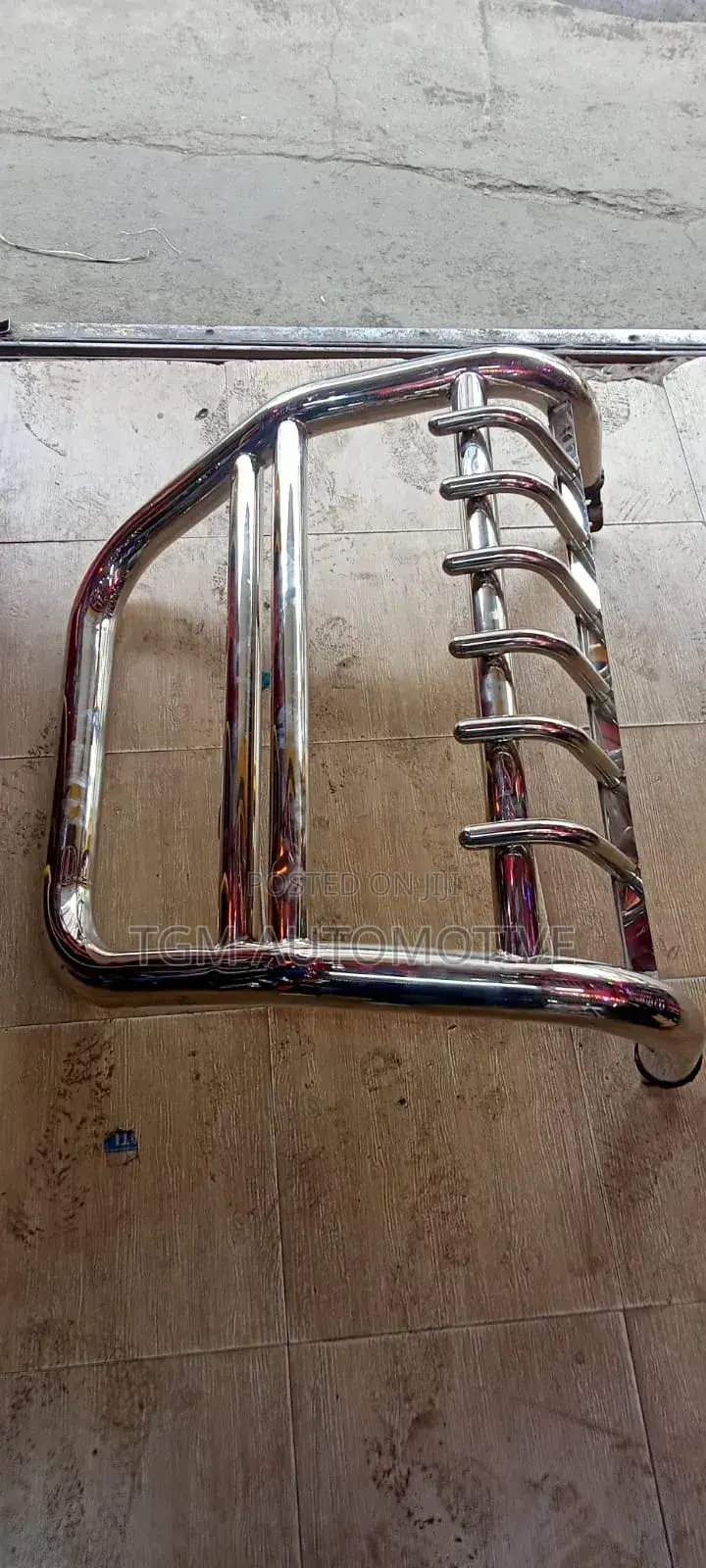 Universal Front Bull Bar Mitsubishi L200