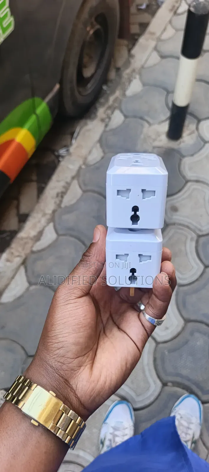 Universal Heavy-Duty Multiplug