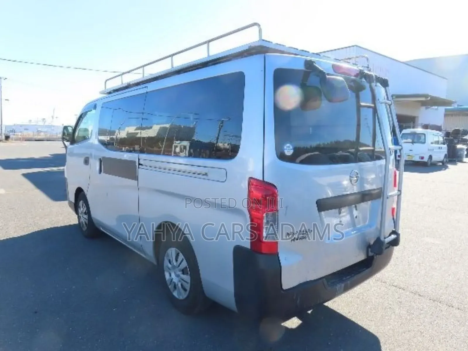 Nissan Caravan (Urvan) 2019 Silver
