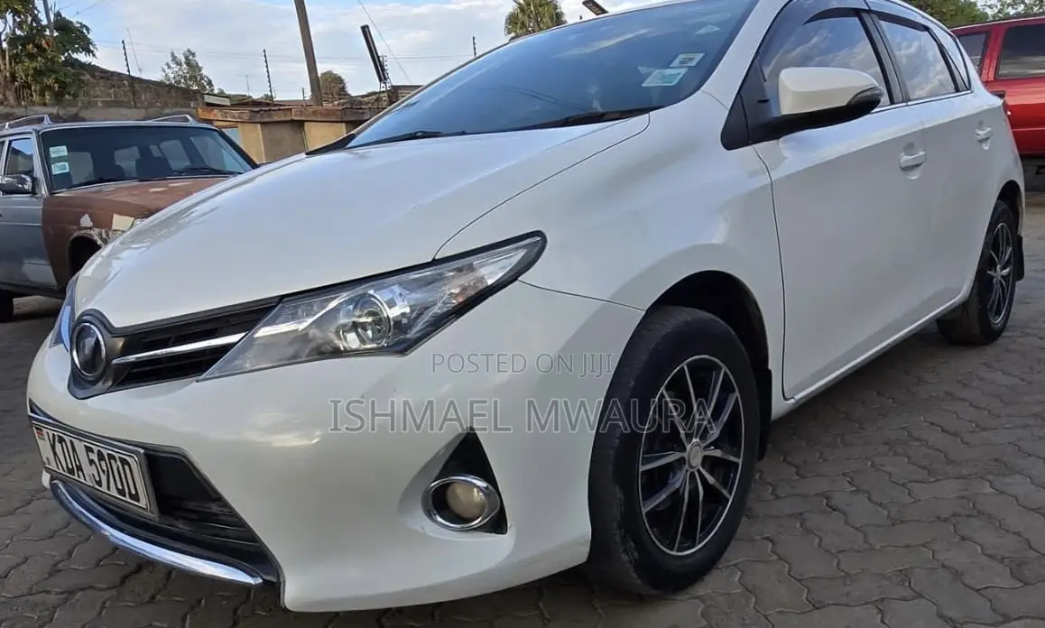 Toyota Auris 2014 White